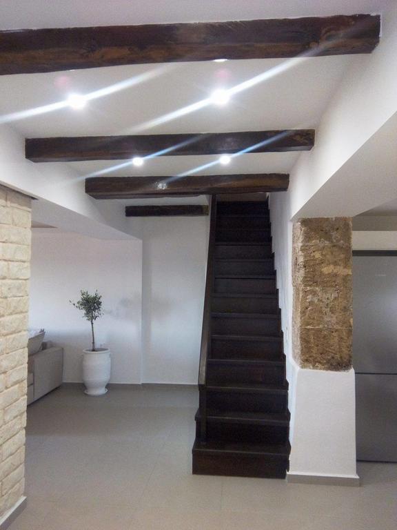 Ocean Waves Hotel Hriszí Aktí Haniá Kültér fotó