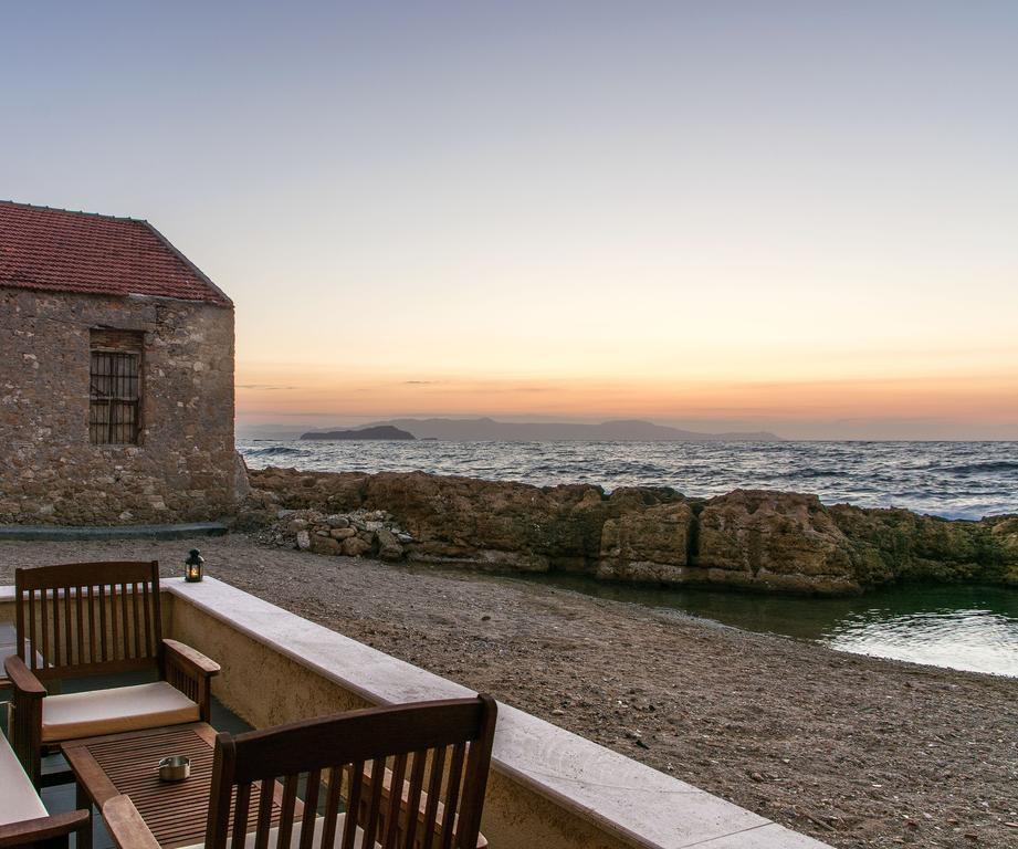 Ocean Waves Hotel Hriszí Aktí Haniá Kültér fotó